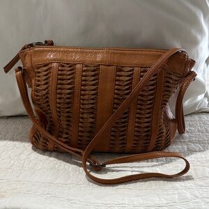 Elegant Tan Woven Leather Crossbody Bag